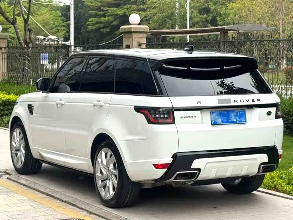 Land Rover Range Rover Sport 2020 3.0 L6 HSE DYNAMIC фото 6