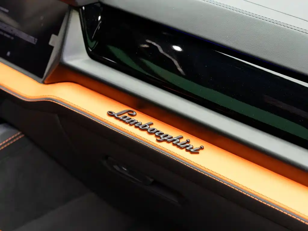 Lamborghini Urus SE 2025 2025 4.0T Standard Edition