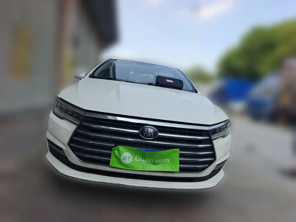 BYD Qin 2021 2019 1.5L Automatic Luxury Edition