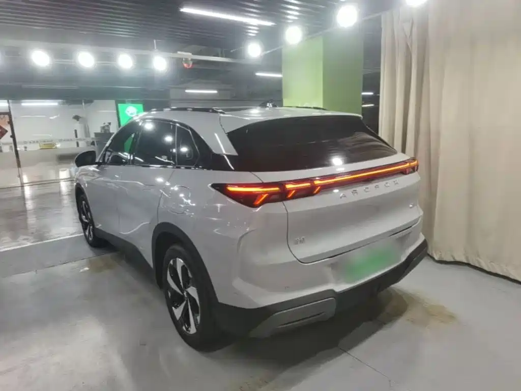 2026 ARCFOX Alpha T5