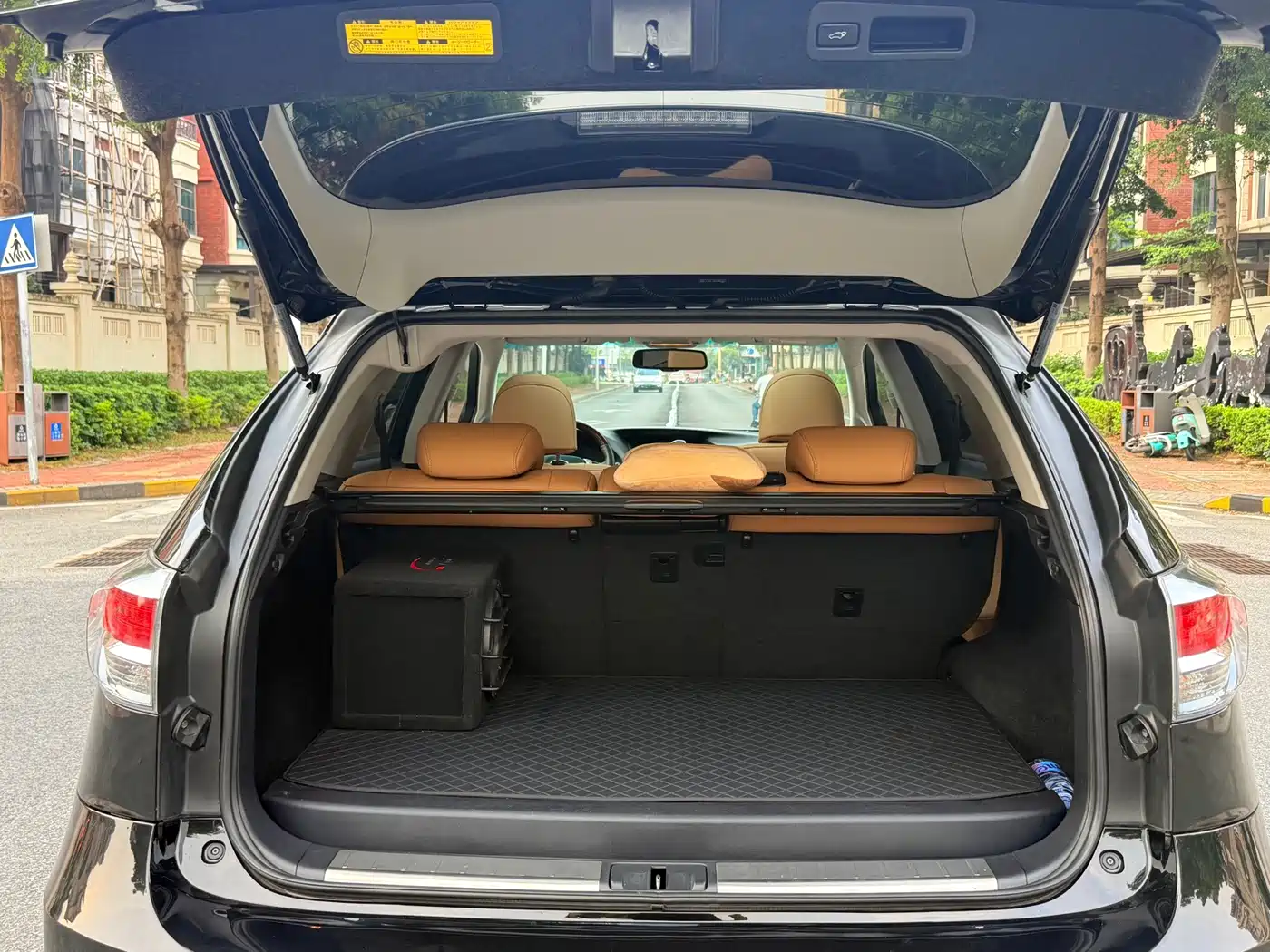 Photo 16 - Lexus RX Classic