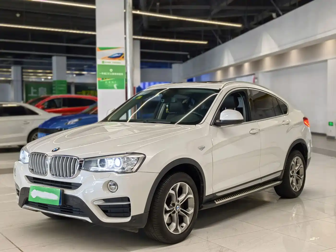 Фото 1 - BMW X4