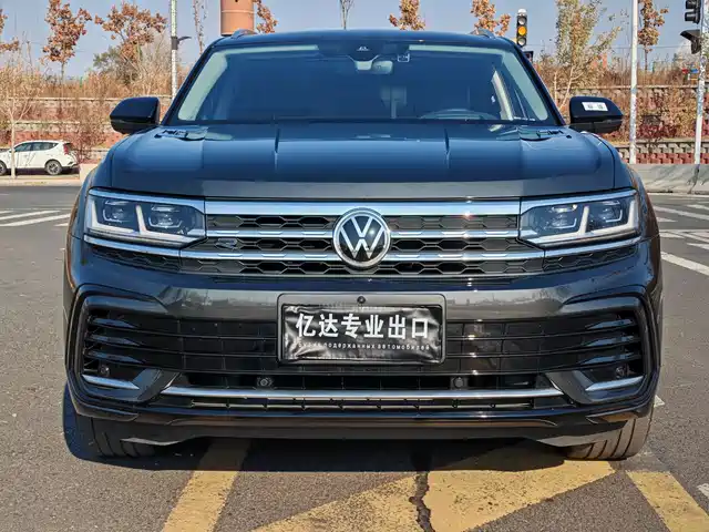 Volkswagen Teramont Volkswagen Teramont, X 380TSI, Полный привод, Флагман