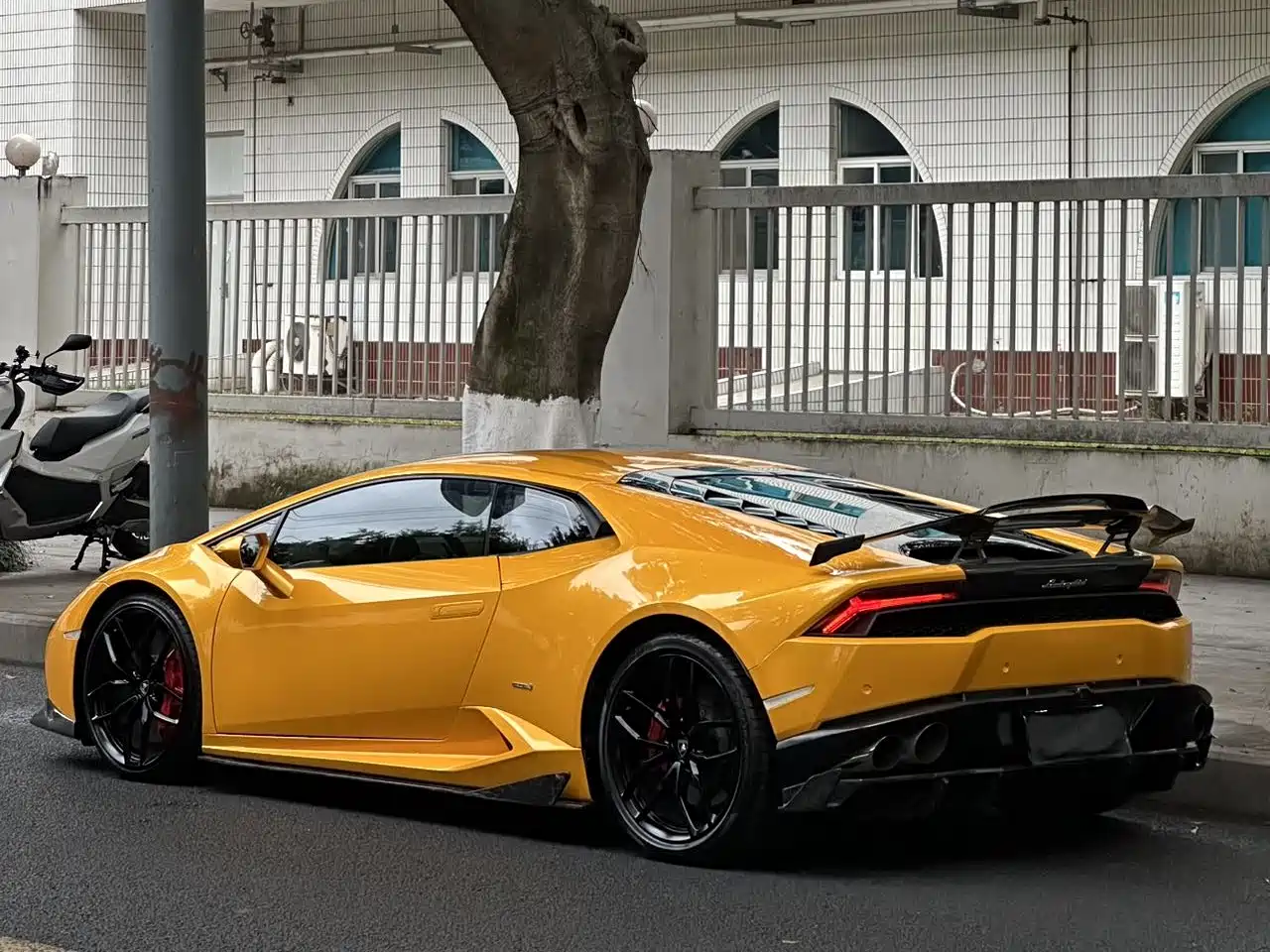 Lamborghini Huracán 2014 LP 610-4 фото 3