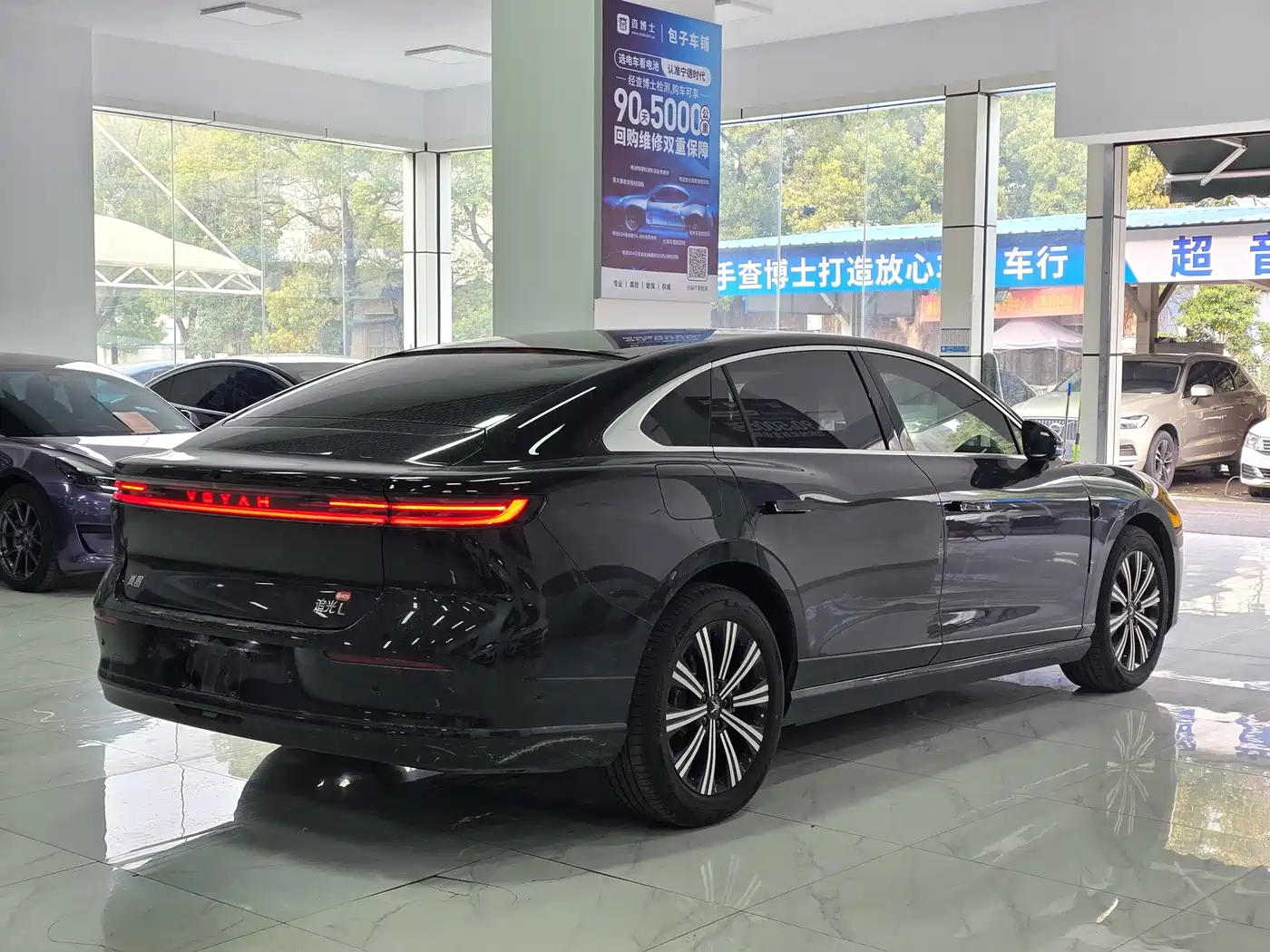 Voyah Auto VOYAH Zhuiguang L 2025 Model Chase Light L фото 4