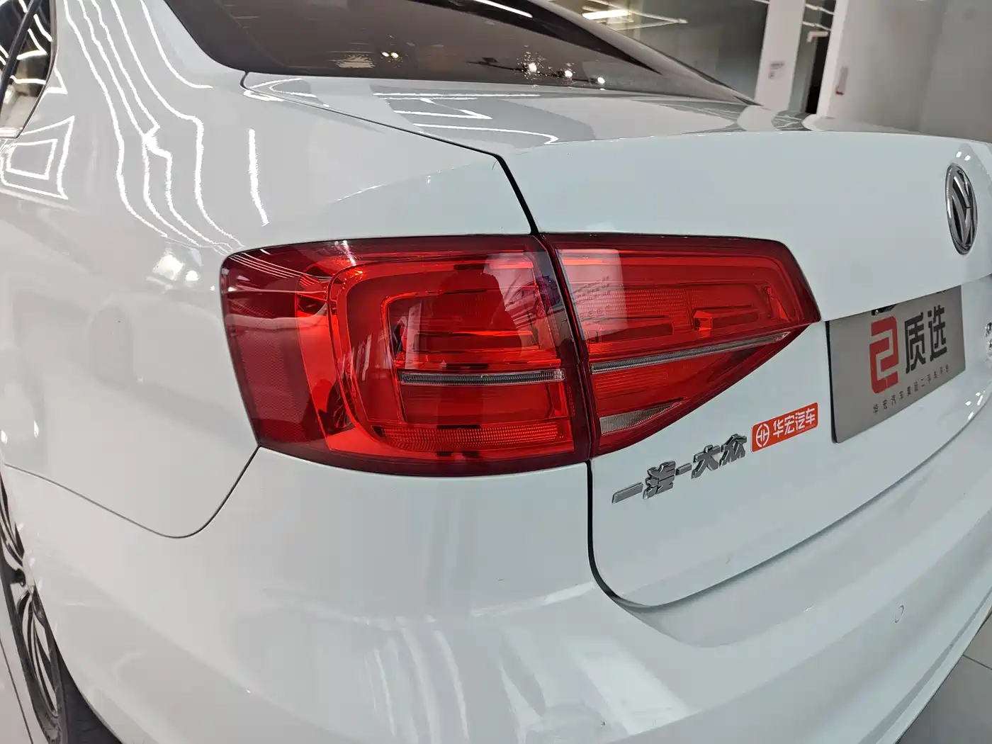 Volkswagen Sagitar 2017 230TSI Automatic Comfort фото 23