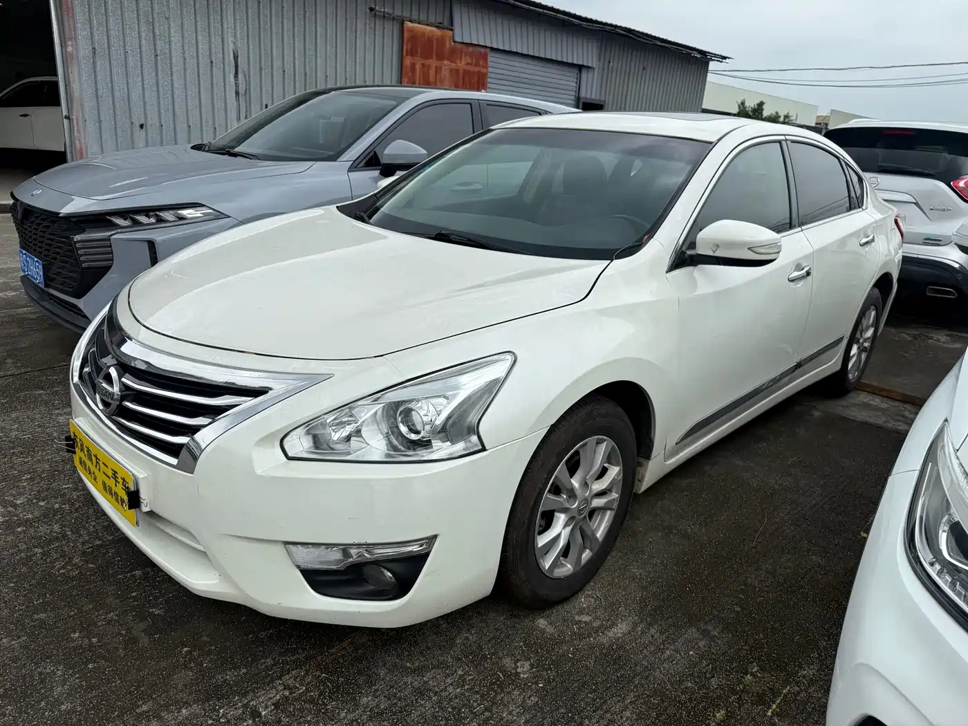 Фото 1 - Nissan Teana