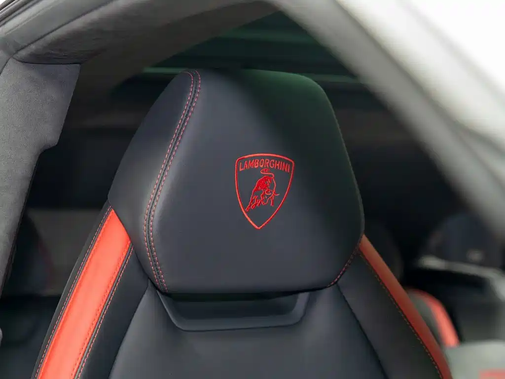 Lamborghini Urus 2024 2023 4.0T V8 S