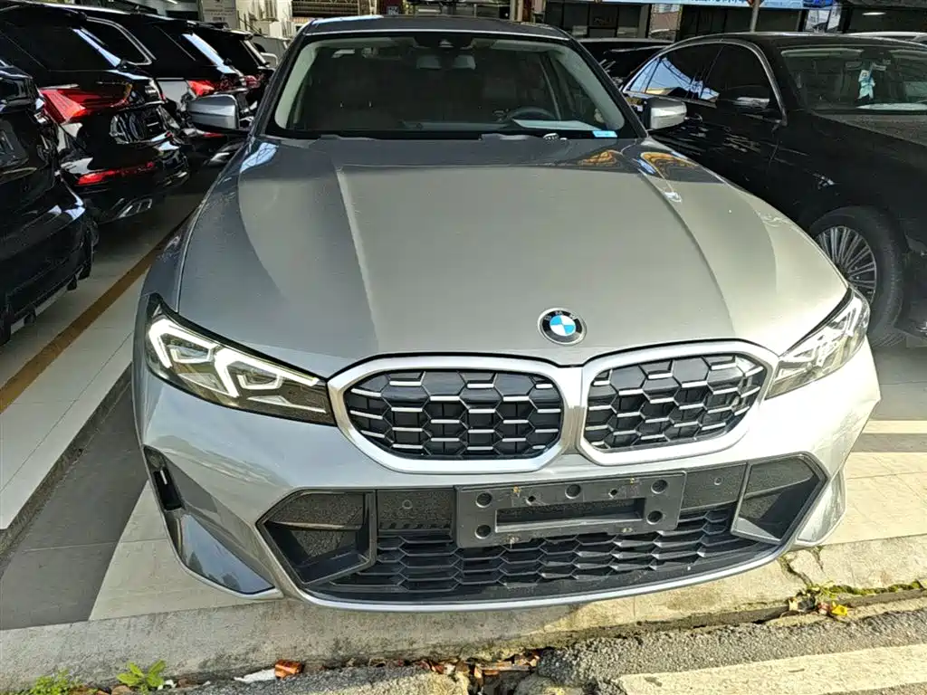 BMW 3 Series 2023 325Li M Sport Package фото 3