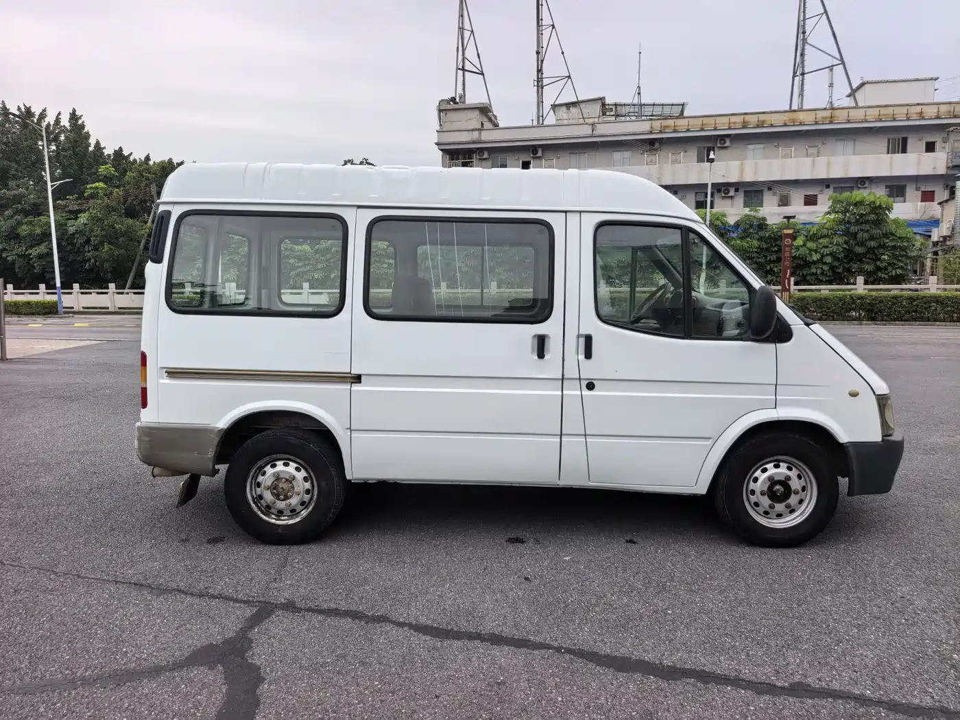 Ford Classic Transit 2014 2013 2.8T Diesel Standard Short Wheelbase Medium Roof JX493ZLQ3A