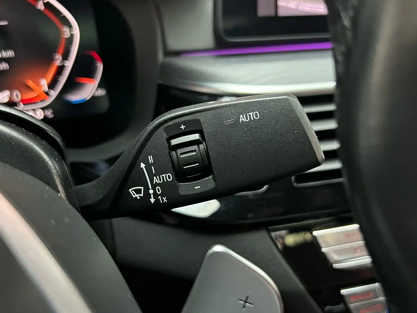 BMW 5 Series 2021 530Li Leading M Sport Package фото 24