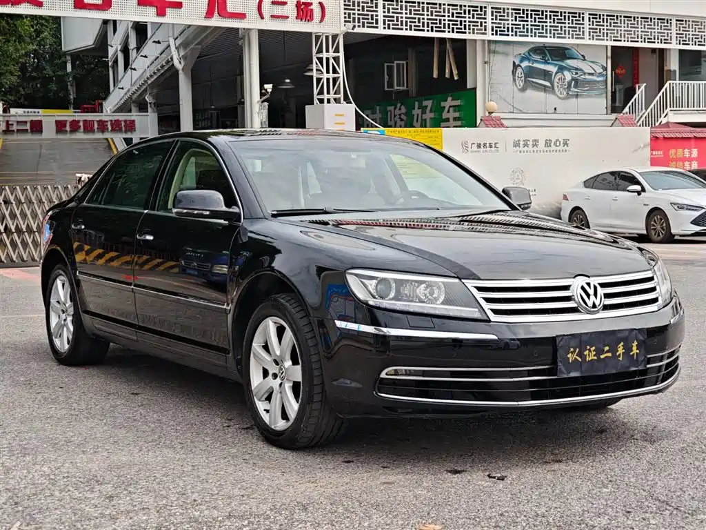 VOLKSWAGEN PHAETON