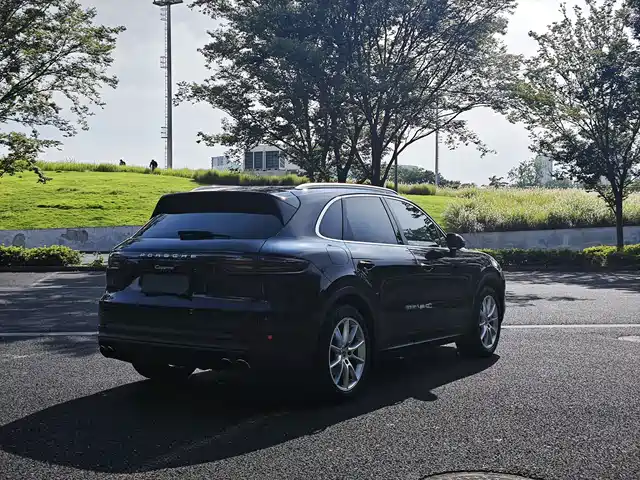 Porsche Cayenne 2019 Cayenne 3.0T — фото 5