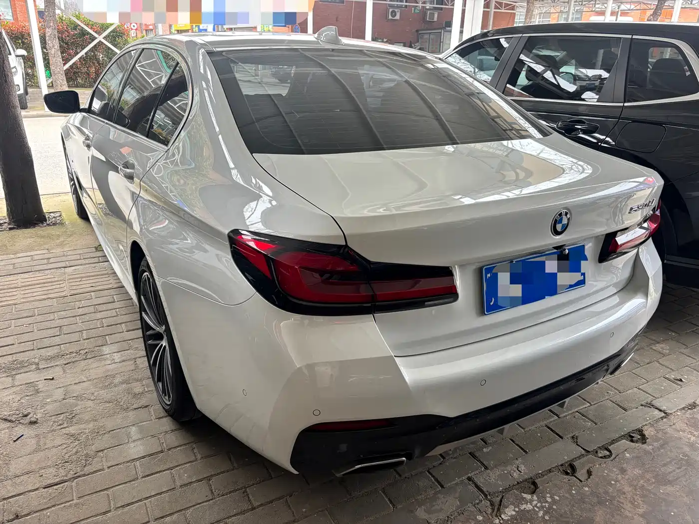 BMW 5 SERIES