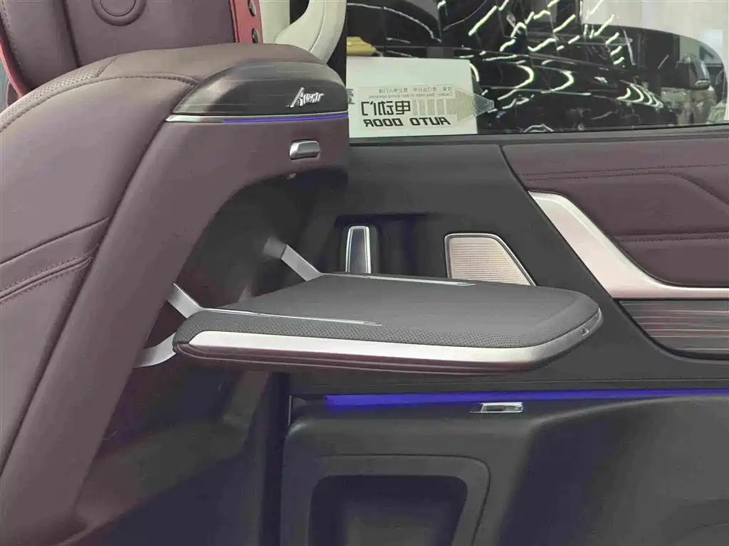Buick Century 2024 2023 2.0T 7-Seater World Edition