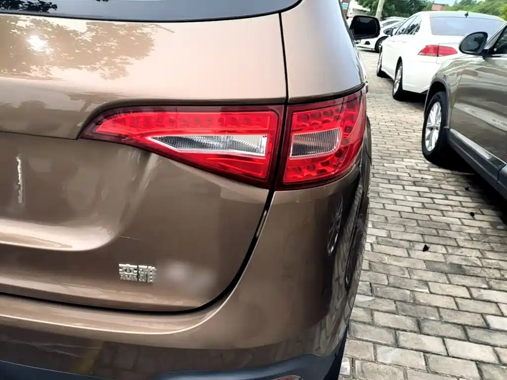 FAW Senya R7 2017 2017 Model 1.6L Automatic Luxury