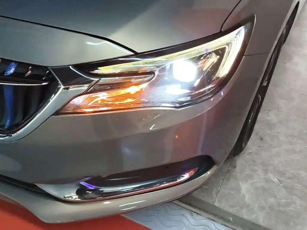 Buick GL6 2017 2018 18T 6-Seater Premium