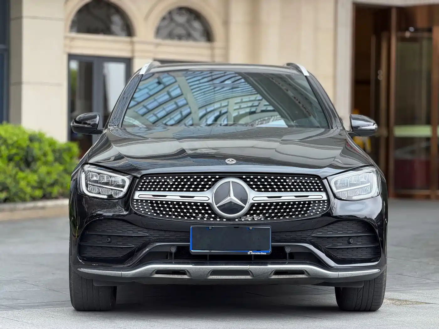 MERCEDES-BENZ GLC