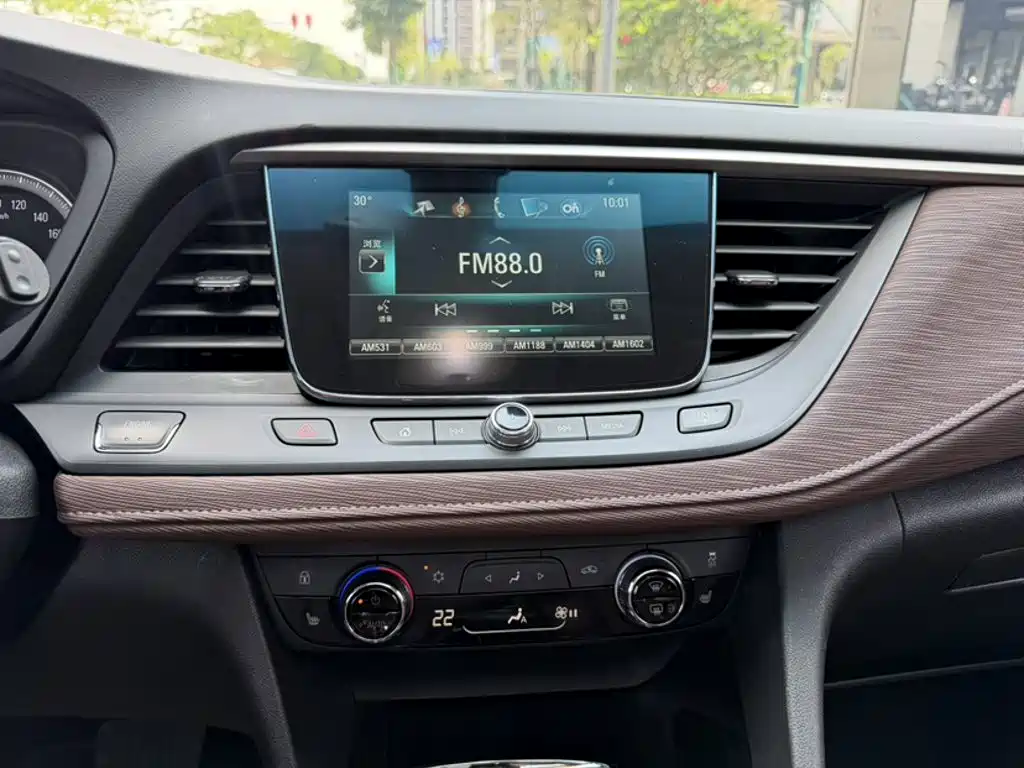 Buick GL6 2017 2018 18T 6-Seater Premium