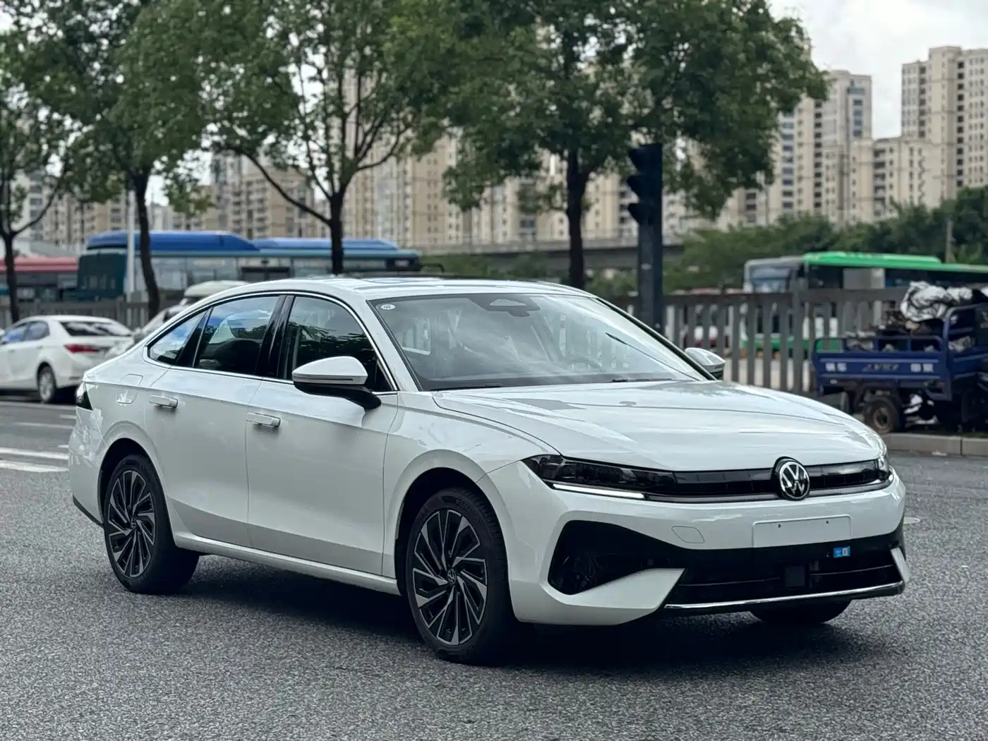 Volkswagen Sagitar, миниатюра 3