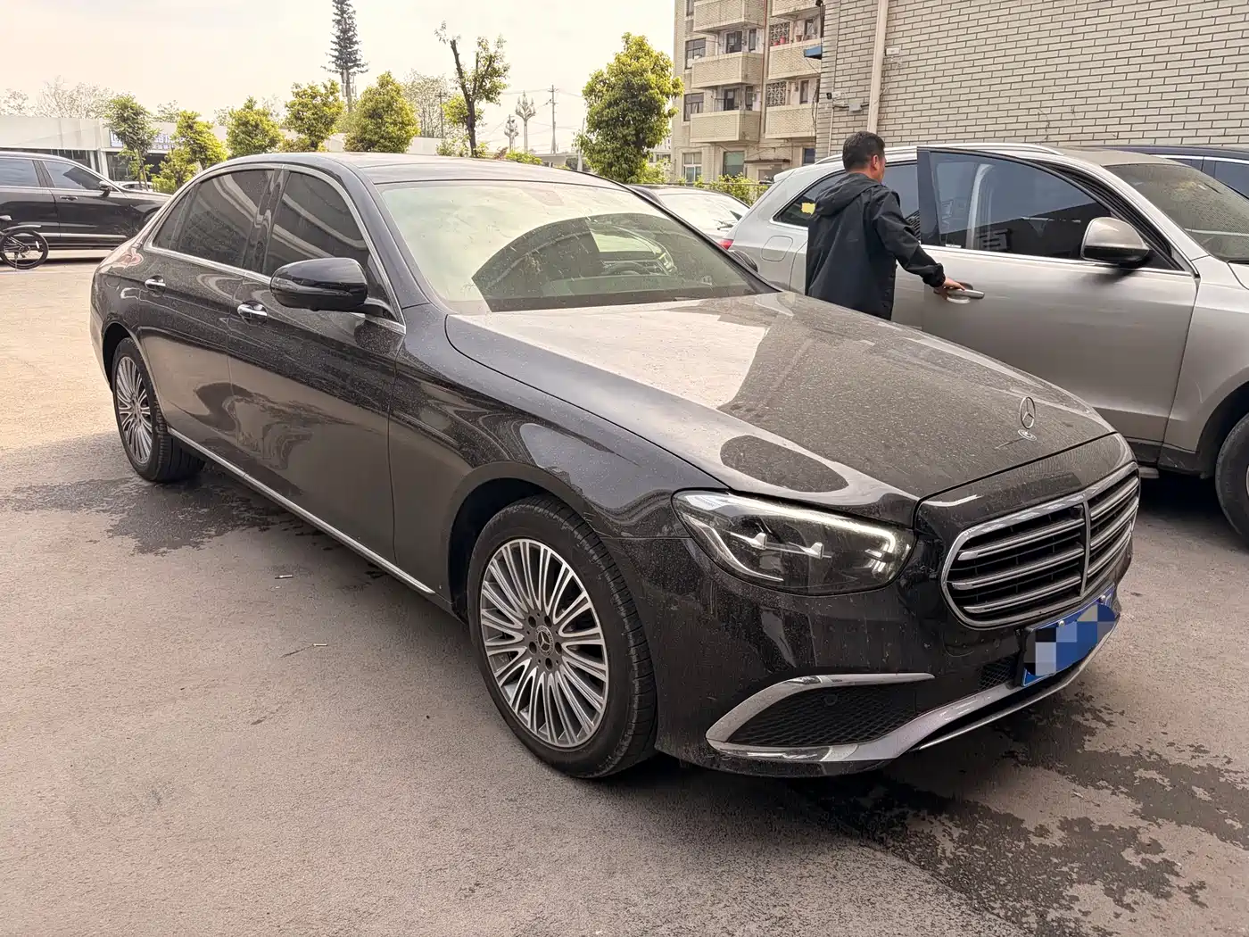  E CLASS