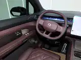 Фото 30 - NIO ES8