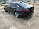 Photo 7 - Honda Accord