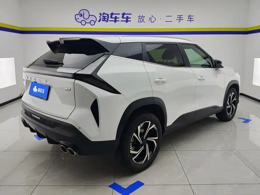 Фото 3 - Geely Boyue
