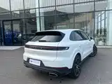صورة 5 - Porsche Cayenne