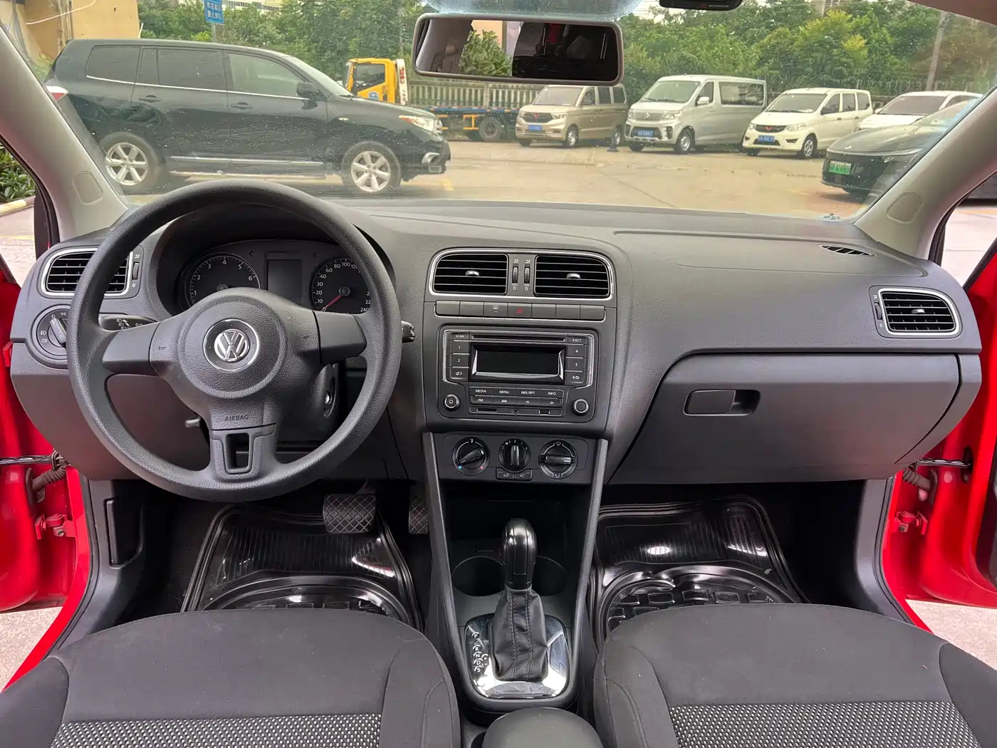 Volkswagen Polo 2013 2013 1.6L Automatic Comfort Edition