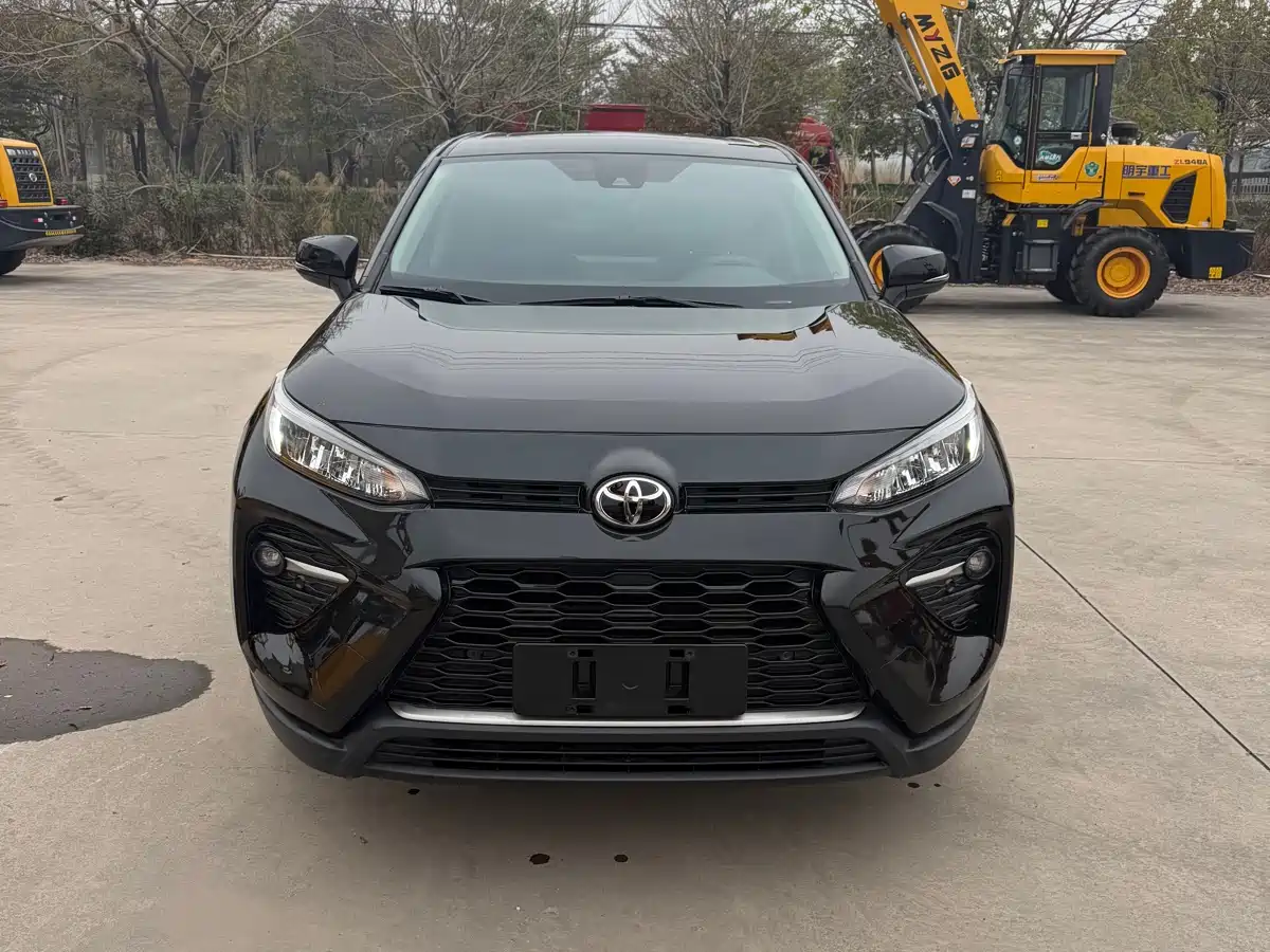 Toyota Wildlander 2022 2.0L CVT FWD Luxury Edition фото 2