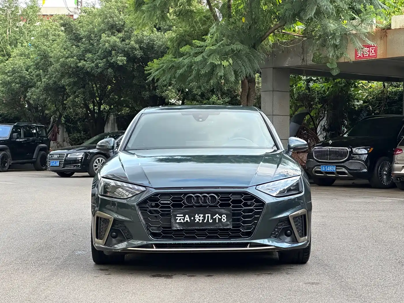 Фото 2 - Audi A4L
