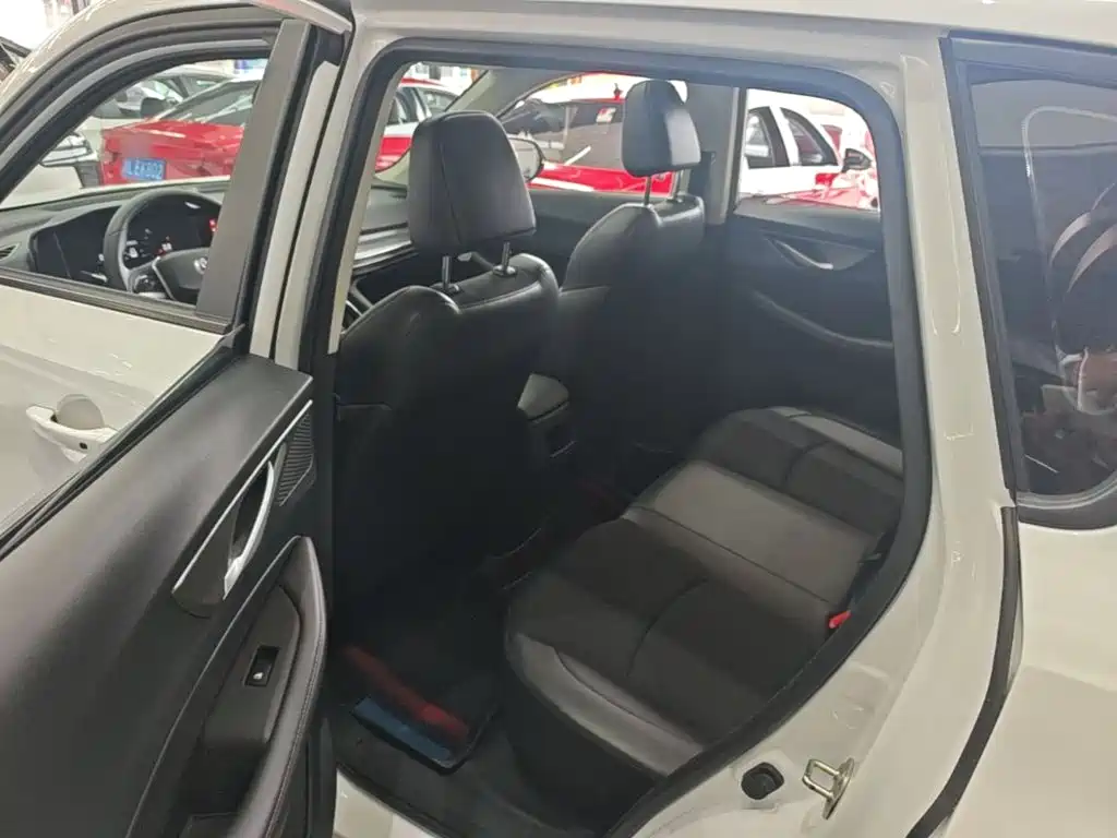 Фото 17 - Changan CS35 PLUS