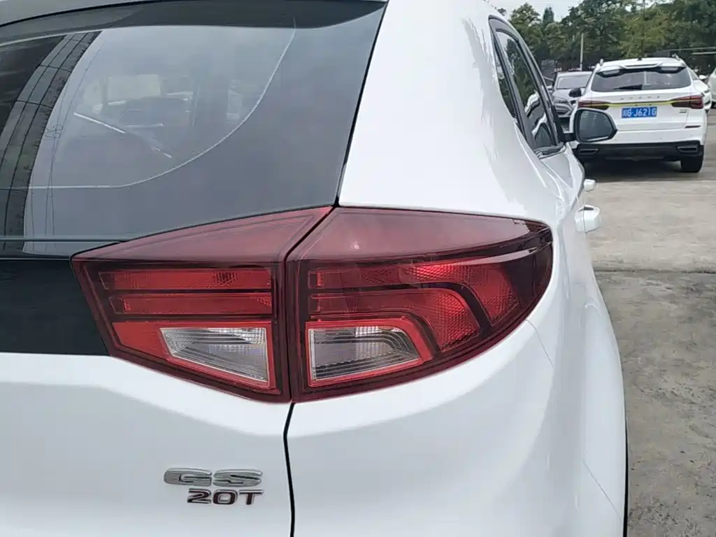 MG Roewe RX5 2019 2019 20T Automatic Luxury Xenon Version