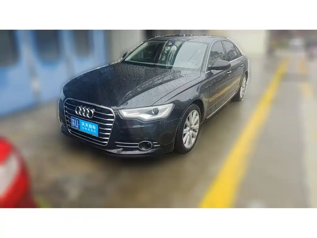 Фото 1 - Audi A6L