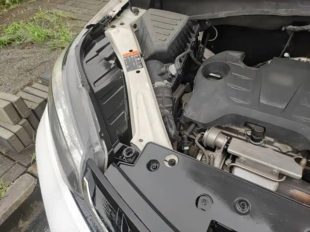 Фото 21 - MG Roewe RX5
