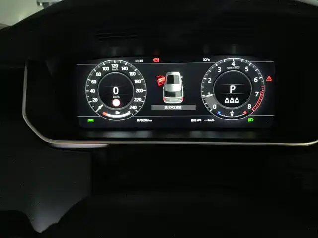 Land Rover Range Rover 2021 3.0 L6 Heritage Extended Classic Edition — фото 4