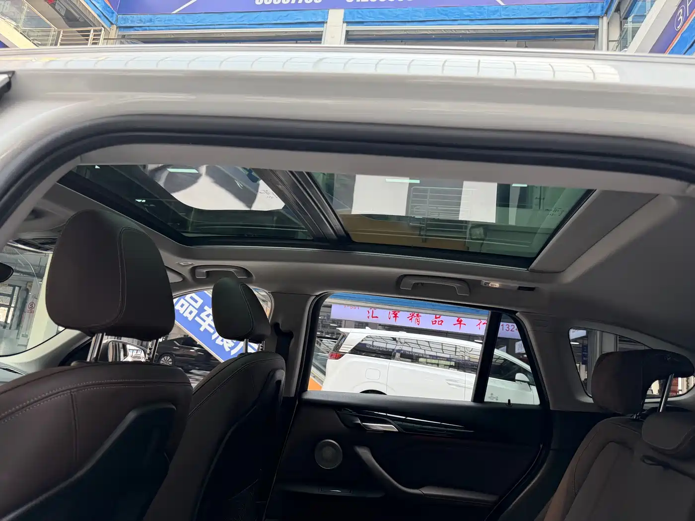 BMW X1 2022 sDrive20Li Fashion фото 18