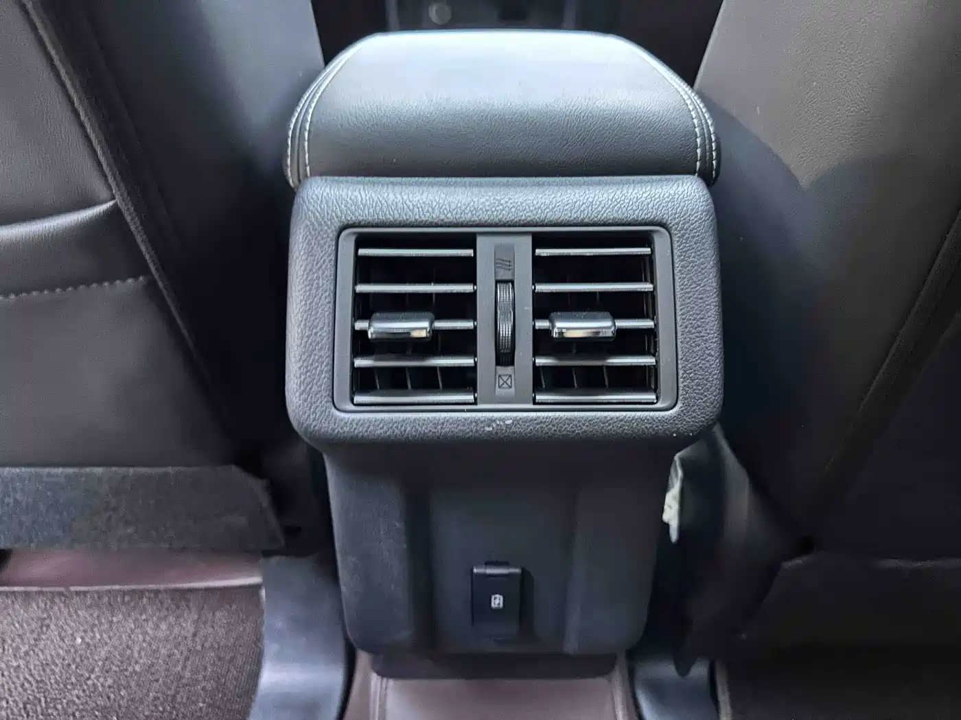 Mitsubishi Outlander 2023 2021 2.0L FWD Comfort Edition 5-seater