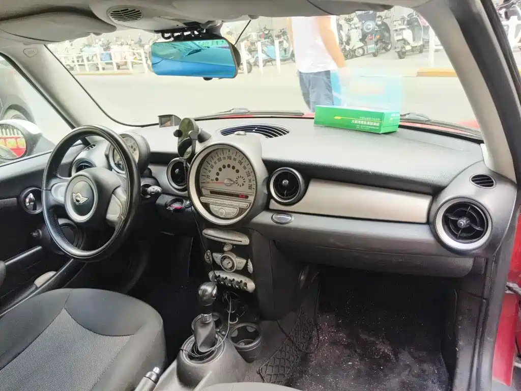 MINI MINI 2010 2010 1.6L COOPER Cheer