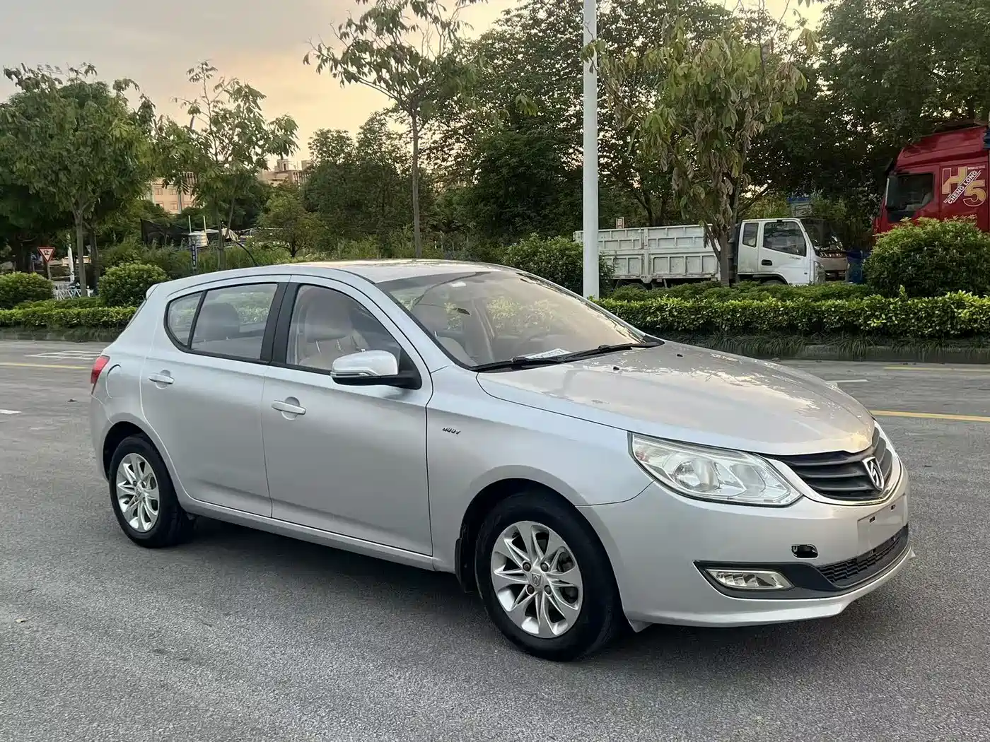 Baojun 610 2015 2014 1.5L Manual Comfort