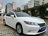 Фото 3 - Lexus ES