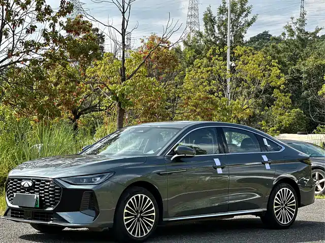  Chery Fengyun Fengyun A8L 2025 1.5TGDI 145km Luxury