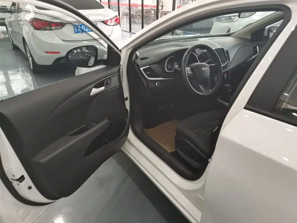 Chevrolet Cavalier 2019 320 Auto Sunroof Enjoyment Edition фото 16