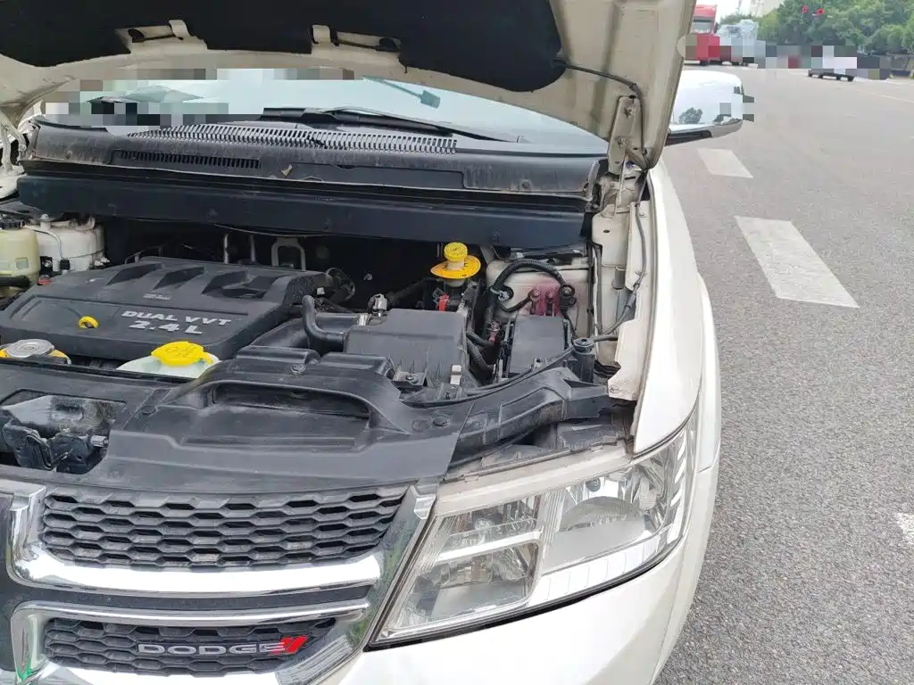 Dodge Journey 2015 2013 Model 2.4L 2WD Premium Edition