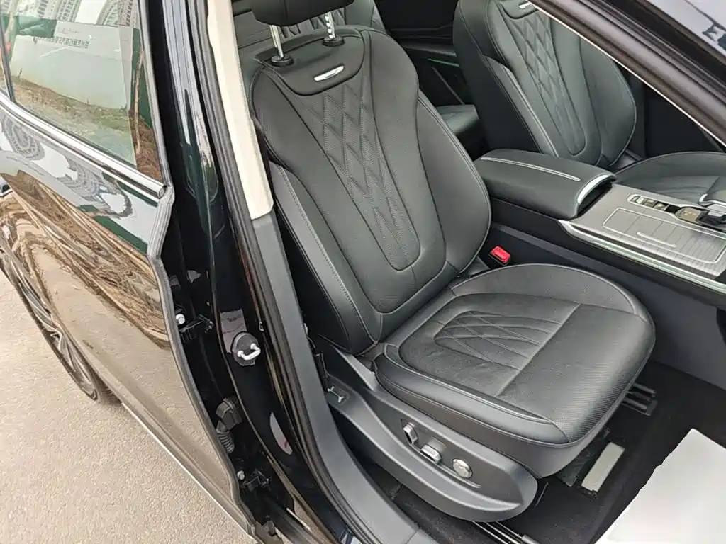 Hongqi HS7 PHEV 2024 2024 2.0T PHEV AWD Qichang Edition 7-seater