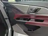 Фото 23 - Cadillac XT5