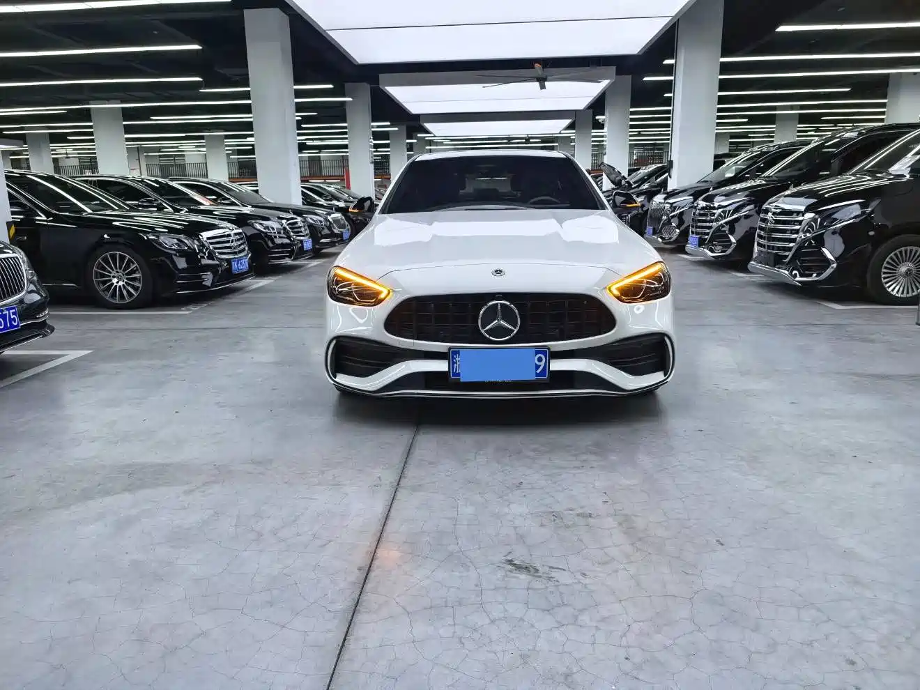Фото 2 - Mercedes-Benz C-Class
