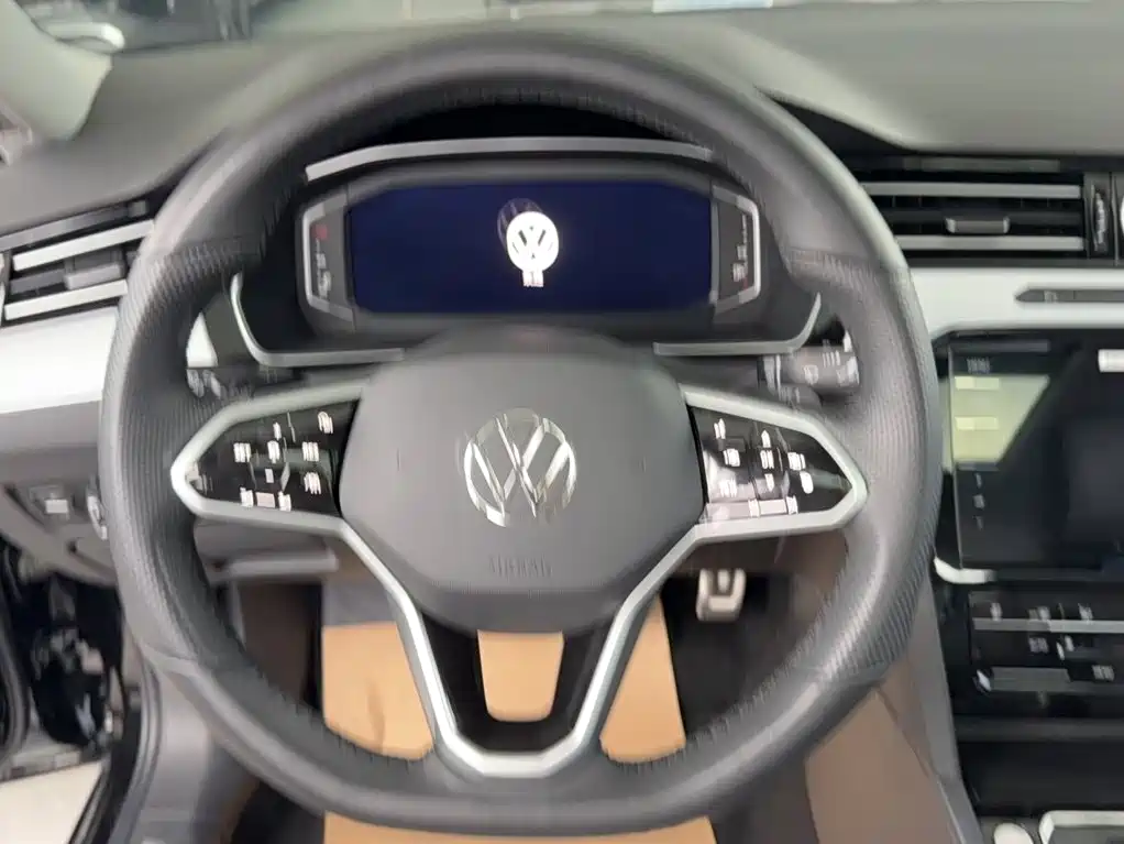 Volkswagen Magotan 2025 2025 Popular Edition 330TSI DSG Luxury