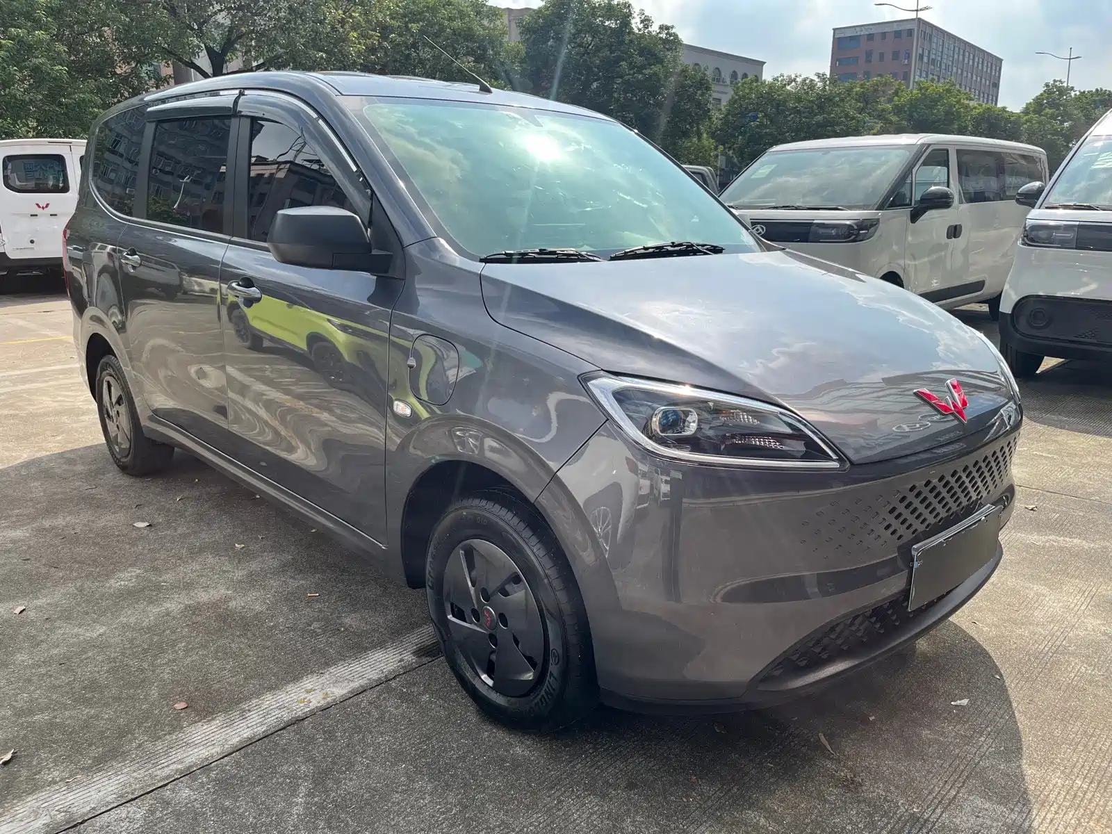 Фото 3 - Wuling Motors Wuling Hongguang New Energy
